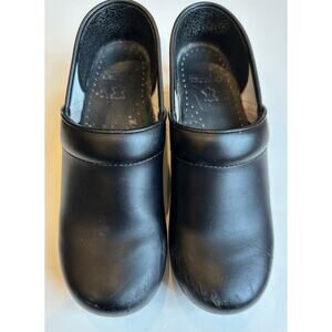 Dansko Professional Black Leather Clogs Women’s Size 38 EU